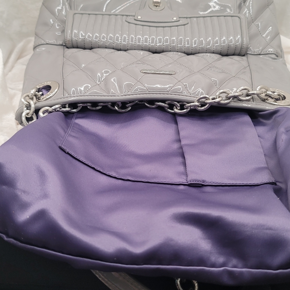 Coach 18673 Poppy Liquid Glass Quilted Shoulder BAG - Picture 8 of 9